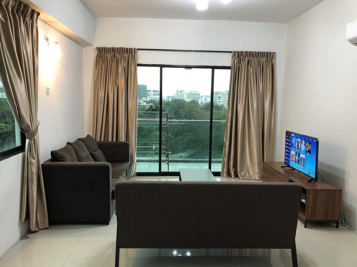 Kinta Riverfront Hotel & Suites Ipoh Exterior photo